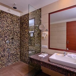Executive King Suite Non-Smoking